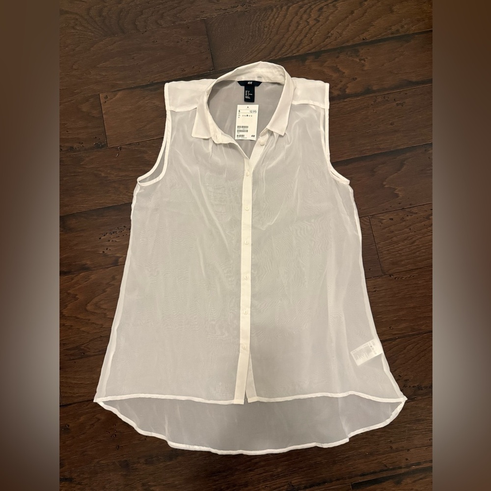 H&M Size 8 NWT Sheer White Button Down Sleeveless Blouse